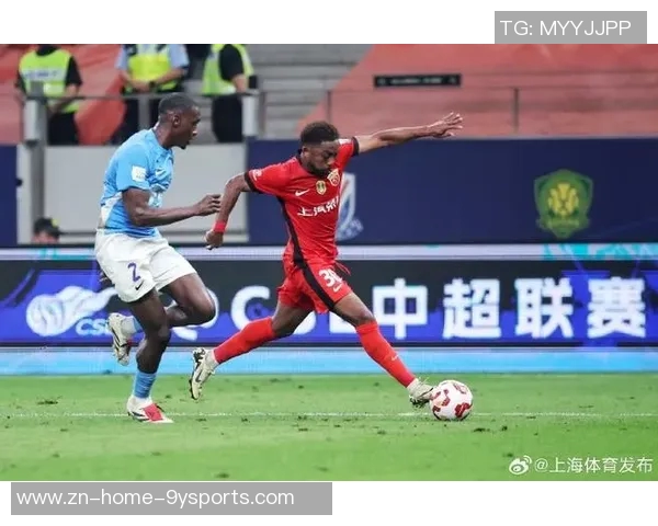 祝海港足球俱乐部球员李新翔生日快乐愿他在新的一岁里更进一步