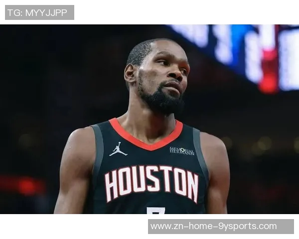 杜兰特表现平平第三节独得13分末节仅出手1次全场仅得16分并有5次失误